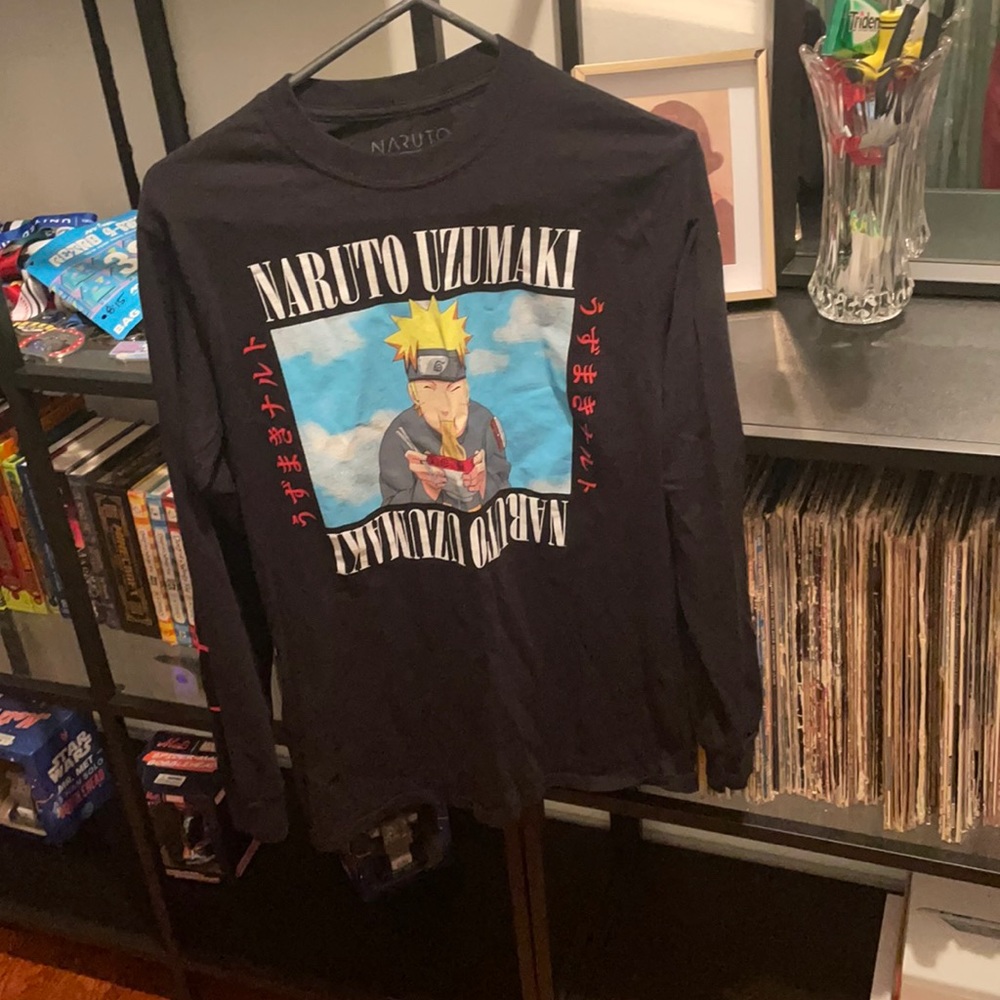 Men’s Naruto shirt